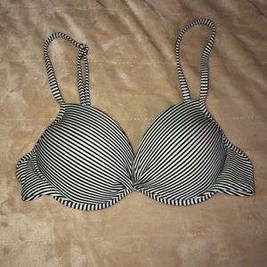 Xhralation bikini top